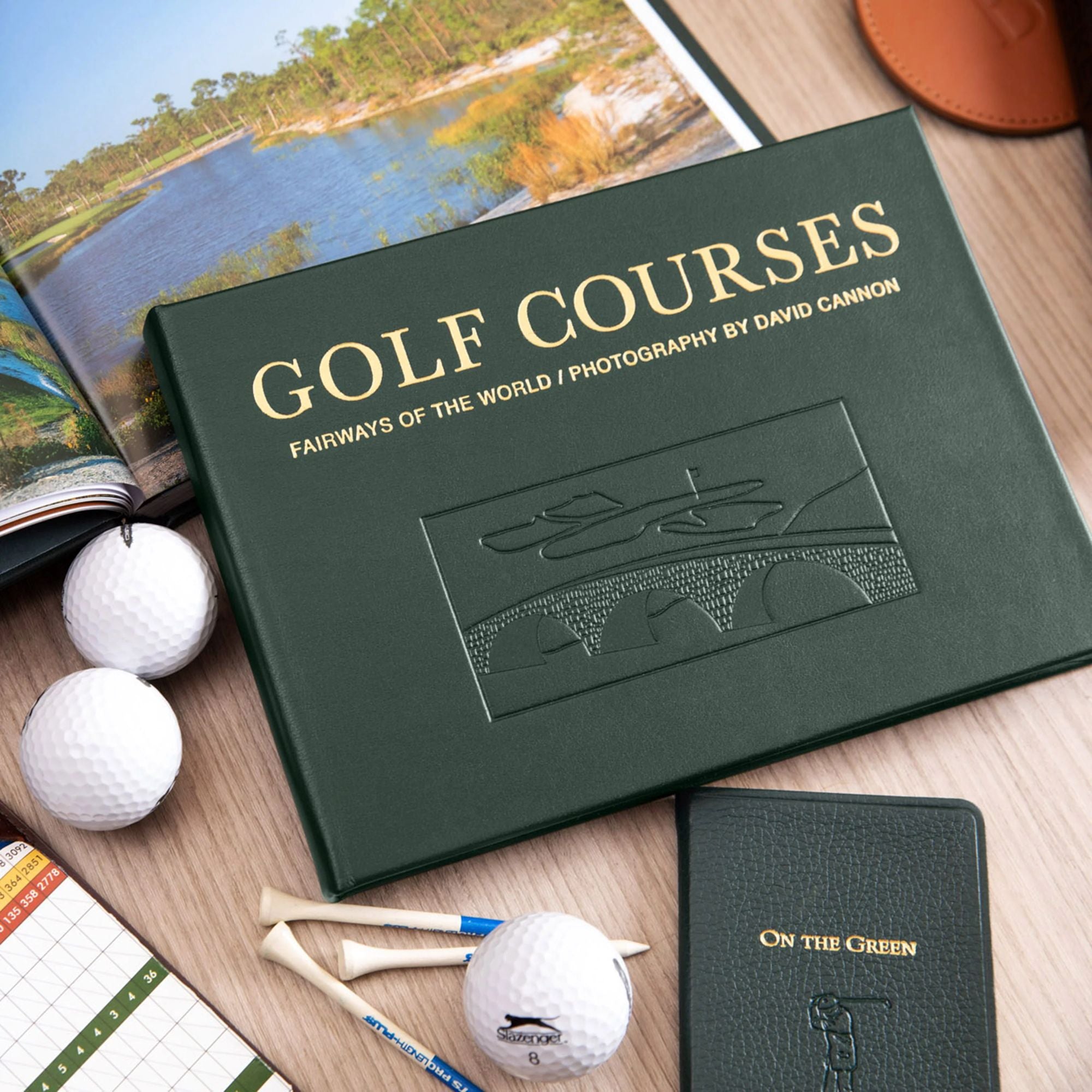 Graphic Image Golf Courses: Fairways of the World Leather Bound Edition