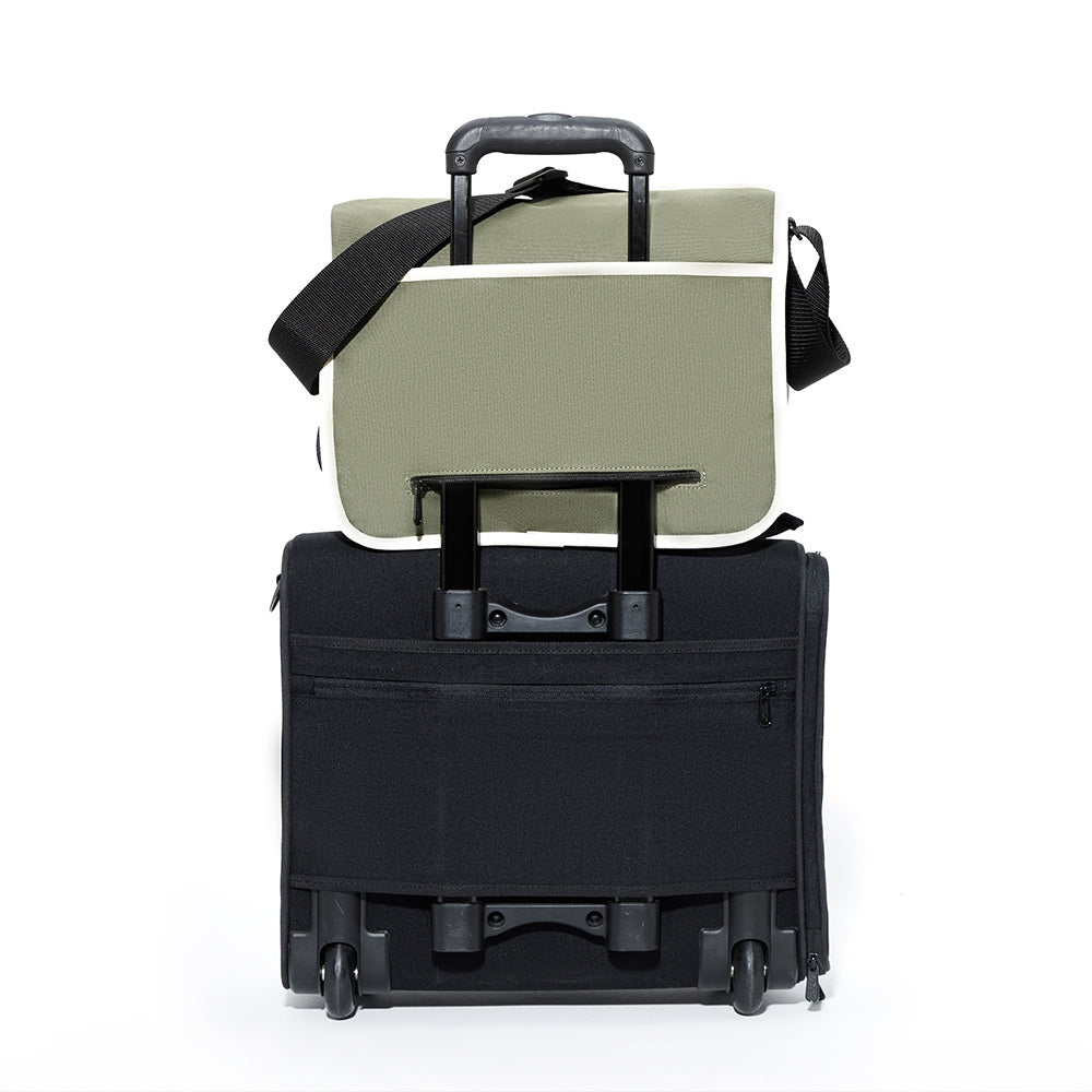 Manhattan Portage Red Label Army Duck Europa (MD) With Back Zipper Canvas