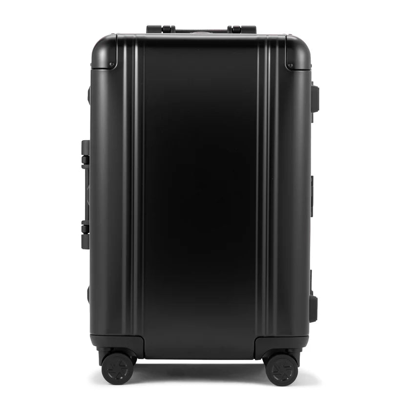 Zero Haliburton Classic Aluminum 3.0 Medium Travel Case 59L - Altman Luggage 