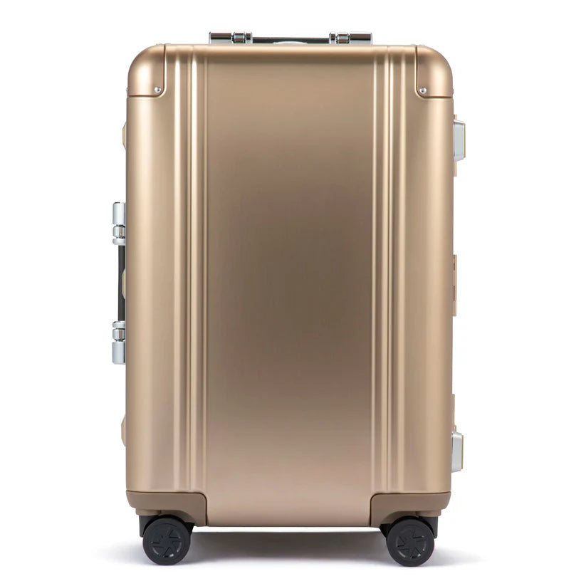 Zero Haliburton Classic Aluminum 3.0 Medium Travel Case 59L - Altman Luggage 