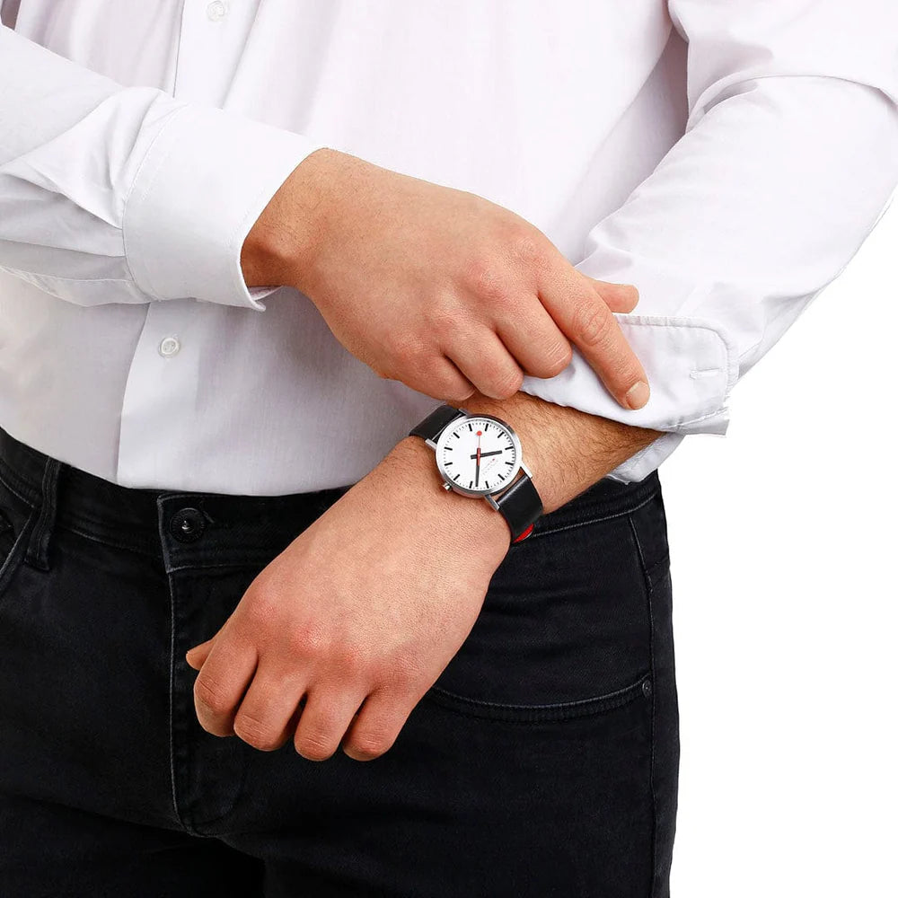 Mondaine Classic 40 mm, Black Vegan Grape Leather