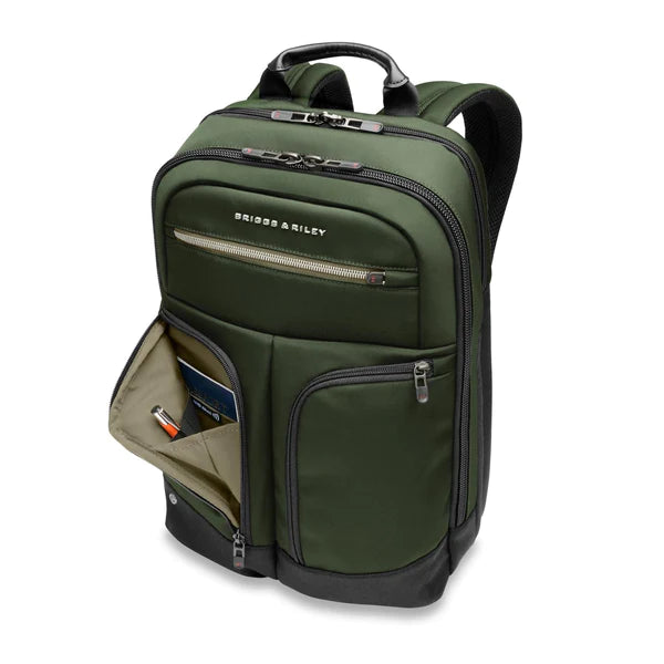 SLIM EXPANDABLE BACKPACK