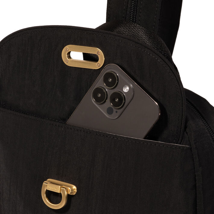 Baggallini Coastal Flip Lock Day Pack