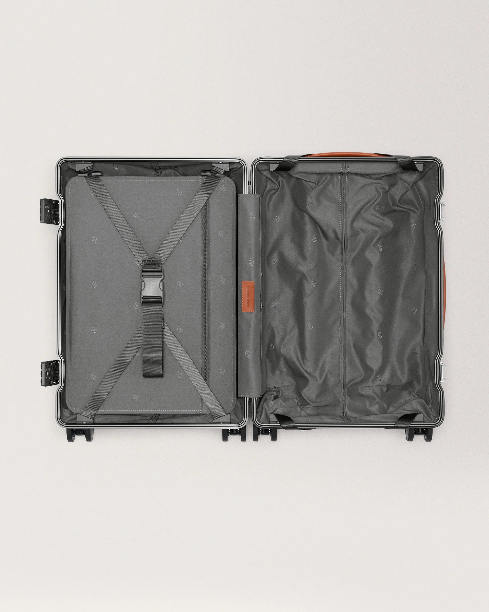 Carl Friedrik Hybrid The Large Carry-on Cognac