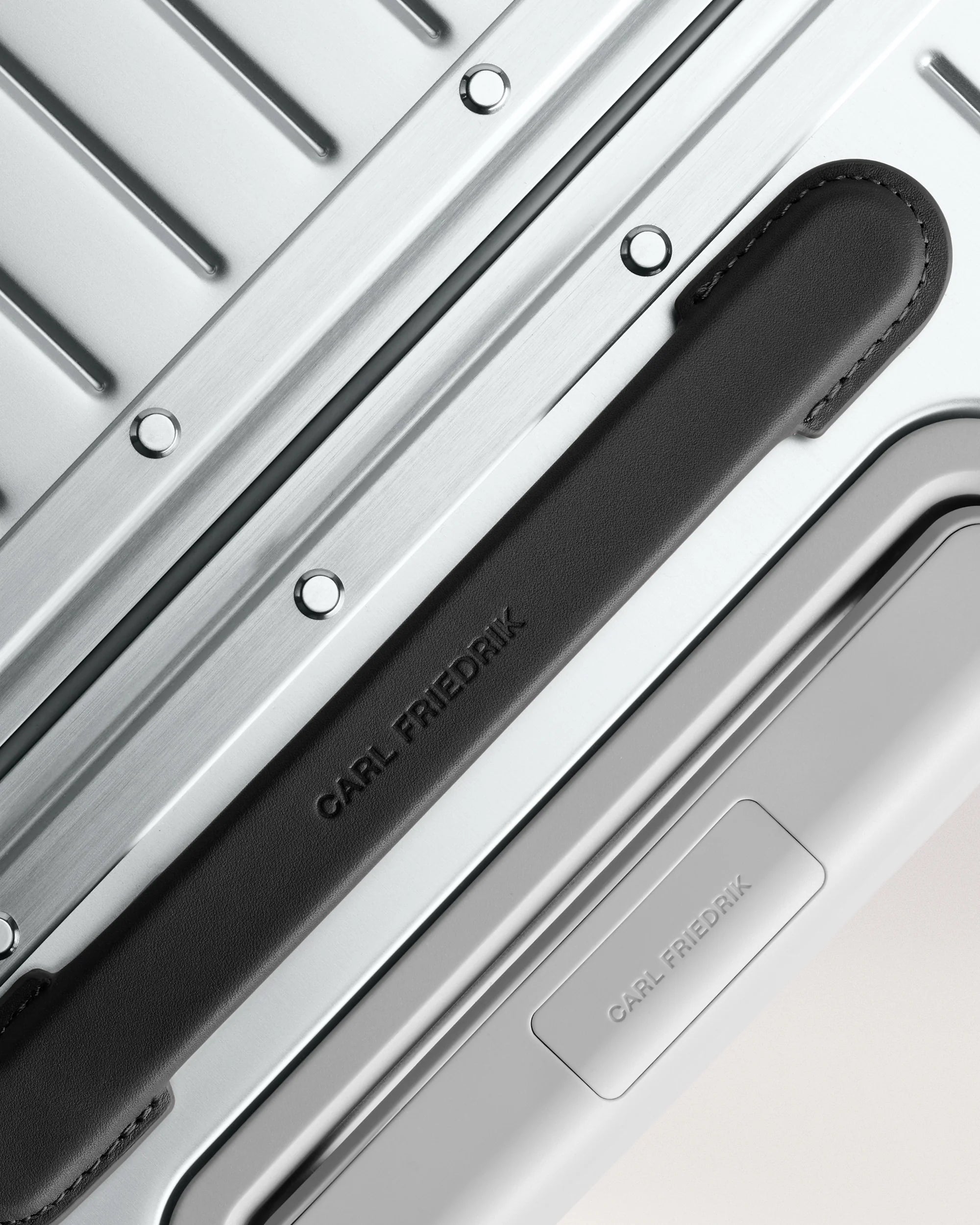 Carl Friedrik Aluminium The Carry-on