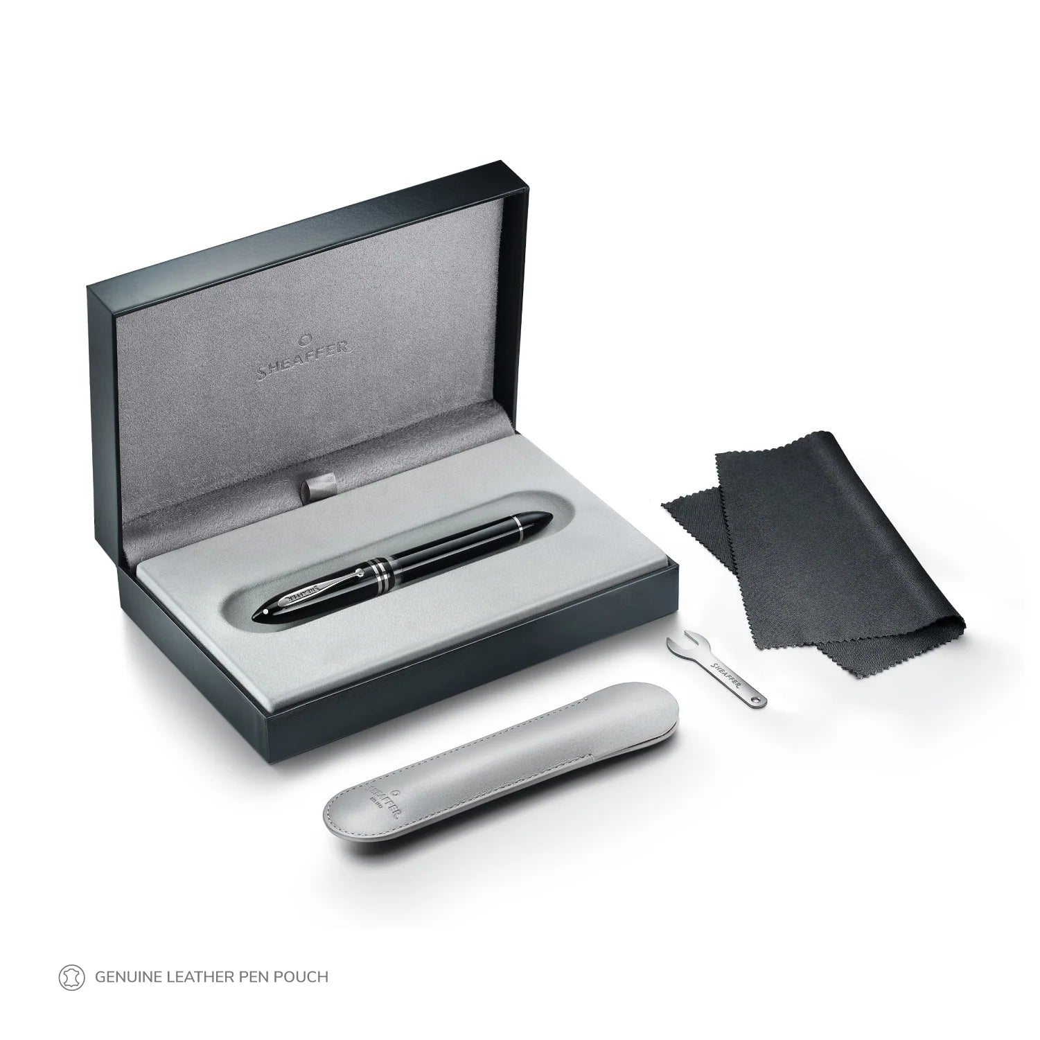 Sheaffer Balance III E892 Glossy Black and Chrome Trims Fountain Pen