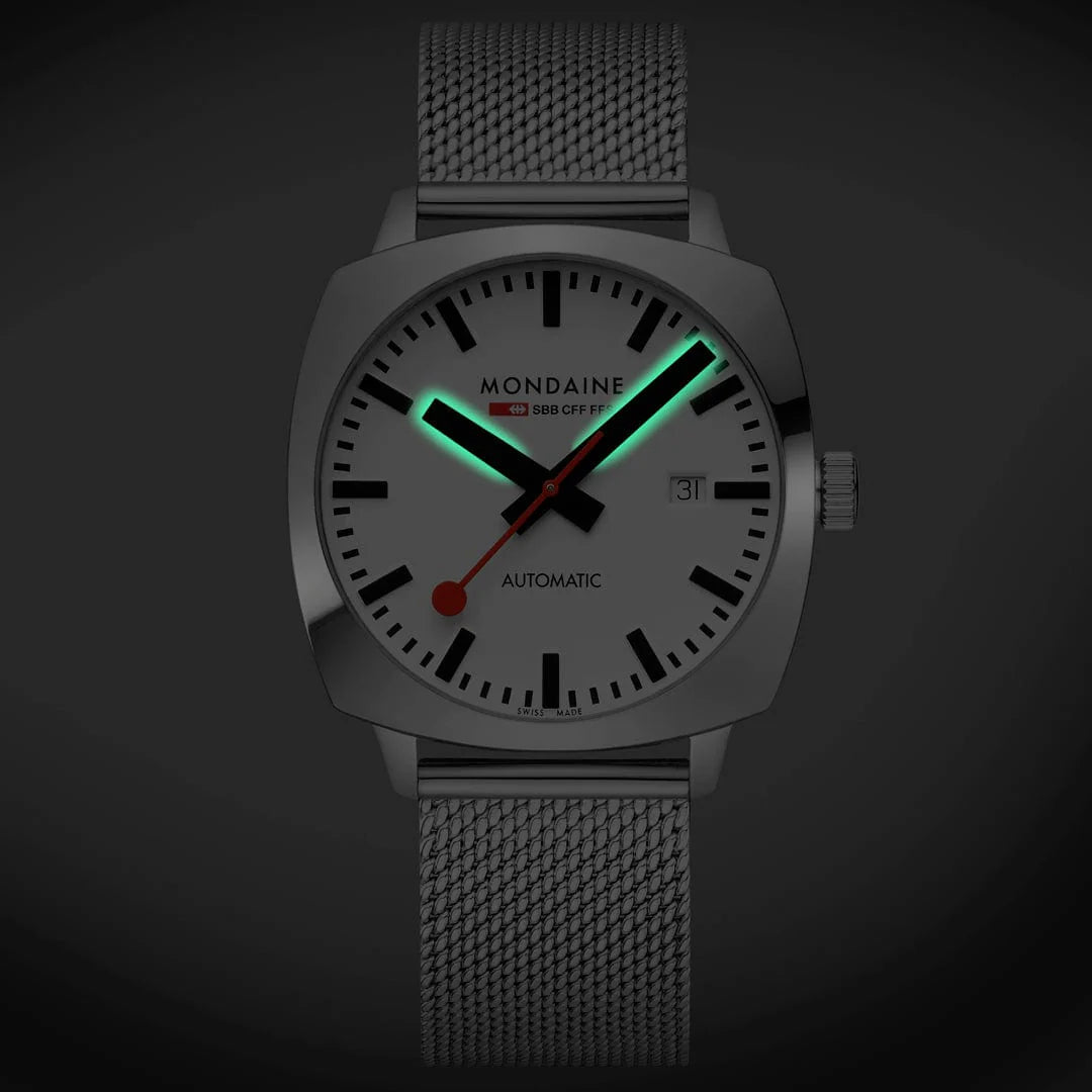 Mondaine Cushion Automatic 39 mm, Stainless Steel Mesh, MSL.3961B.SM