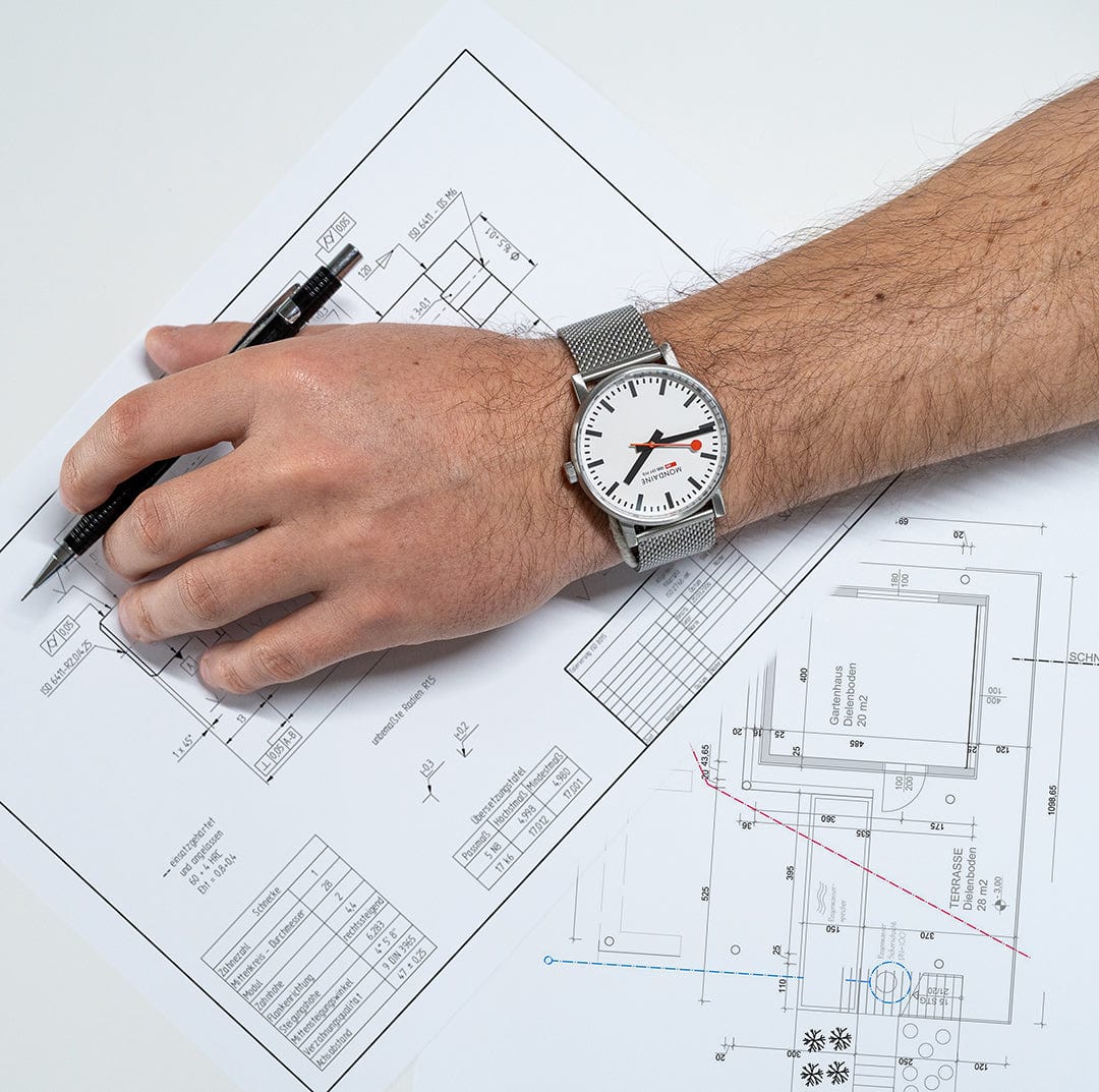 Mondaine Evo2 Men's Watch, Polished Steel, 43 mm, Stainless Steel Strap