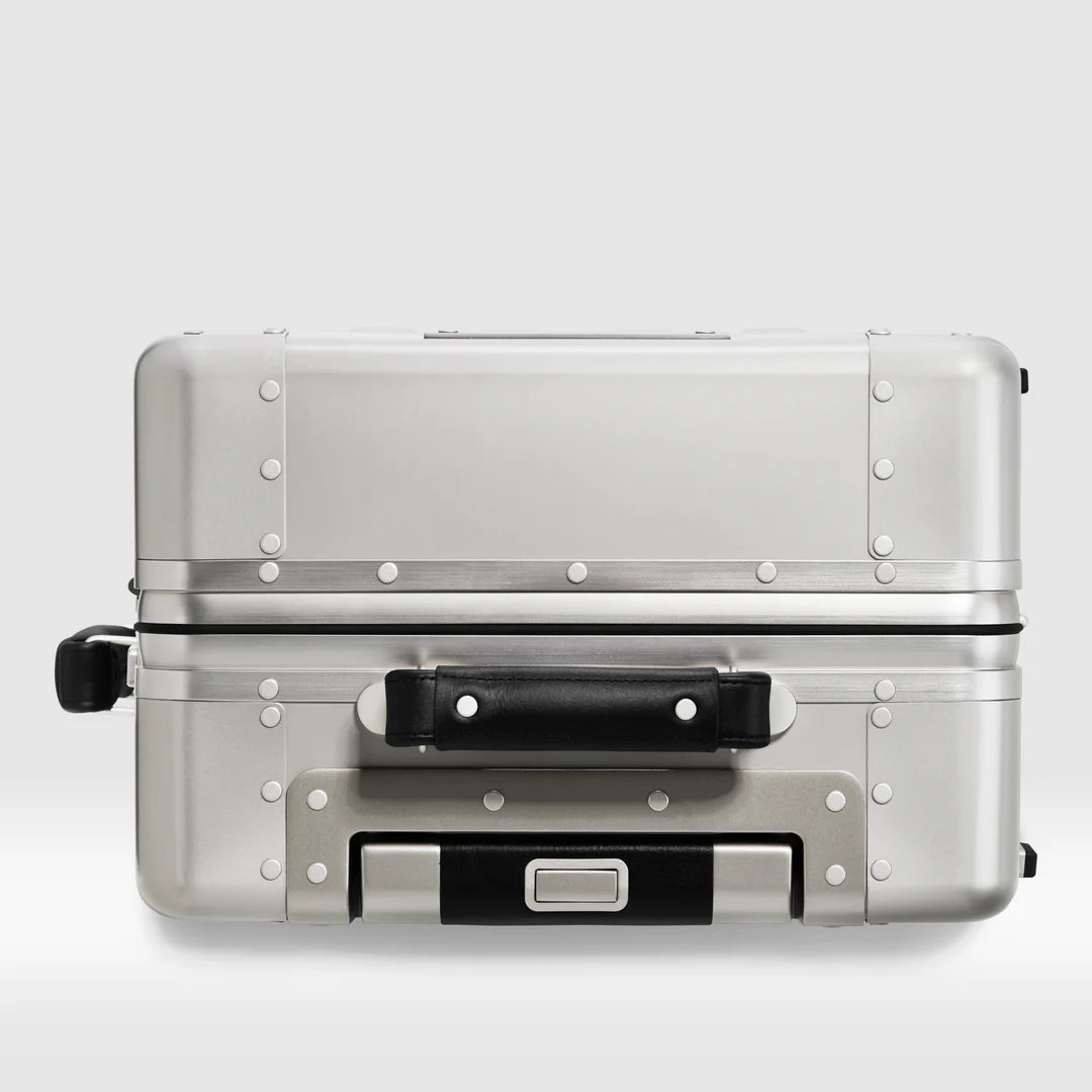 Sterling Pacific 40L Cabin Travel Case Titanium