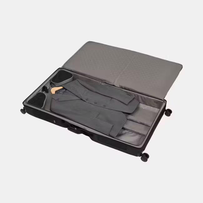 Victorinox Werks Traveler 7.0 Wheeled Garment Bag