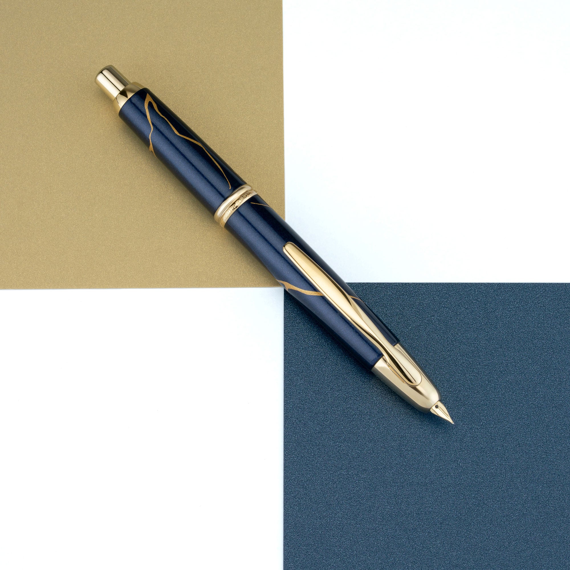Pilot Limited Edition 2026 Vanishing Point: Golden Journey