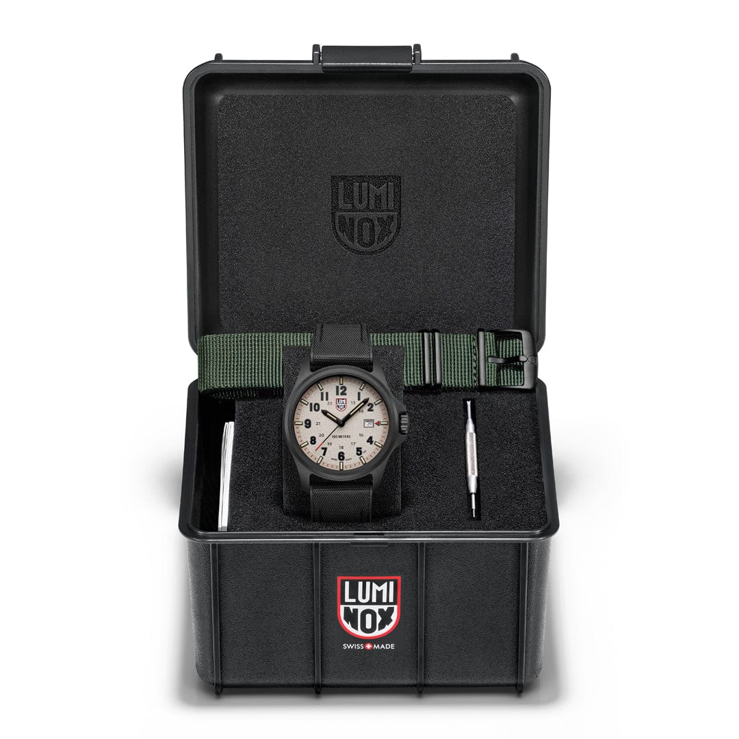 Luminox Atacama Field Field Watch, 43 mm XL.1971.SET