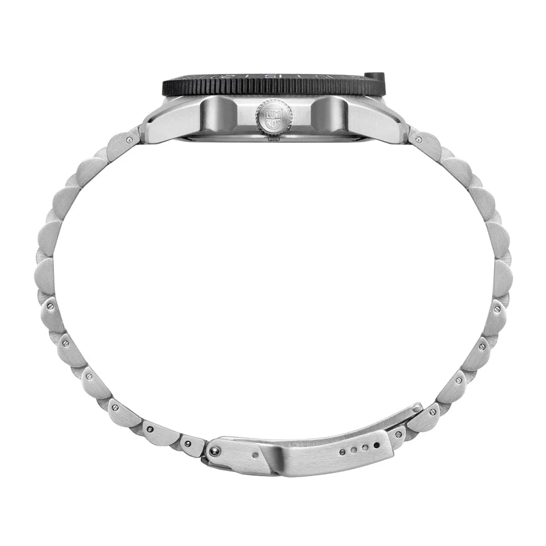 Luminox Pacific Diver Ripple Dive Watch, 39 mm XS.3122M.1
