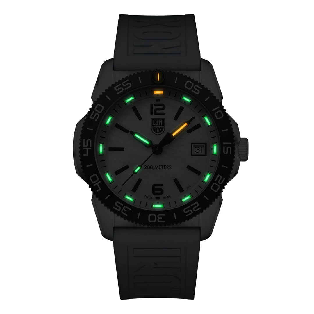 Luminox Pacific Diver Ripple Dive Watch 39 mm XS.3124M
