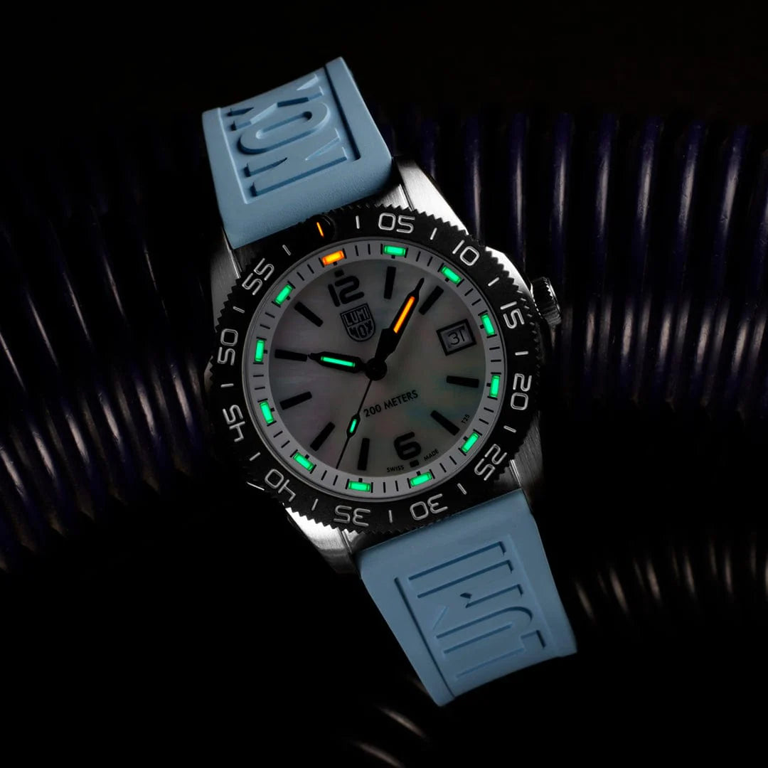 Luminox Pacific Diver Ripple Dive Watch 39 mm XS.3124M