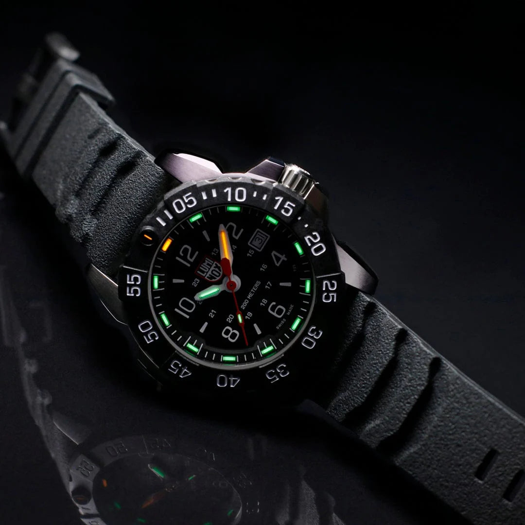 Luminox Navy SEAL Rubber, Steel, CARBONOX™ (RSC) Military Dive Watch, 45 mm XS.3251.CB