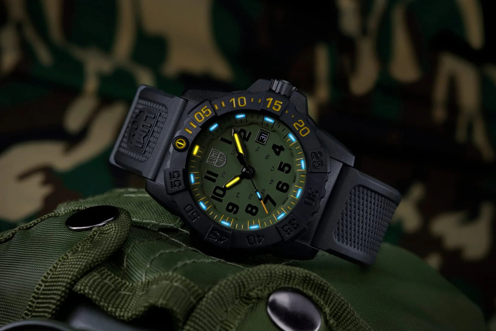 Luminox Navy SEAL Foundation 3500 Series Military Dive Watch, 45 mm XS.3517.NSF.SET