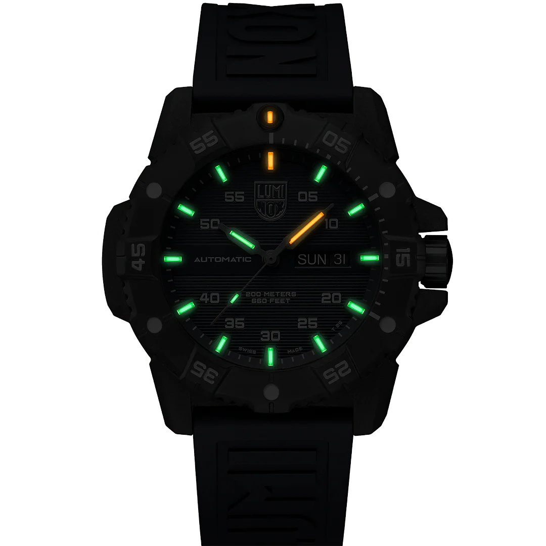 Luminox Master Carbon SEAL Automatic Automatic Dive Watch, 45 mm XS.3863