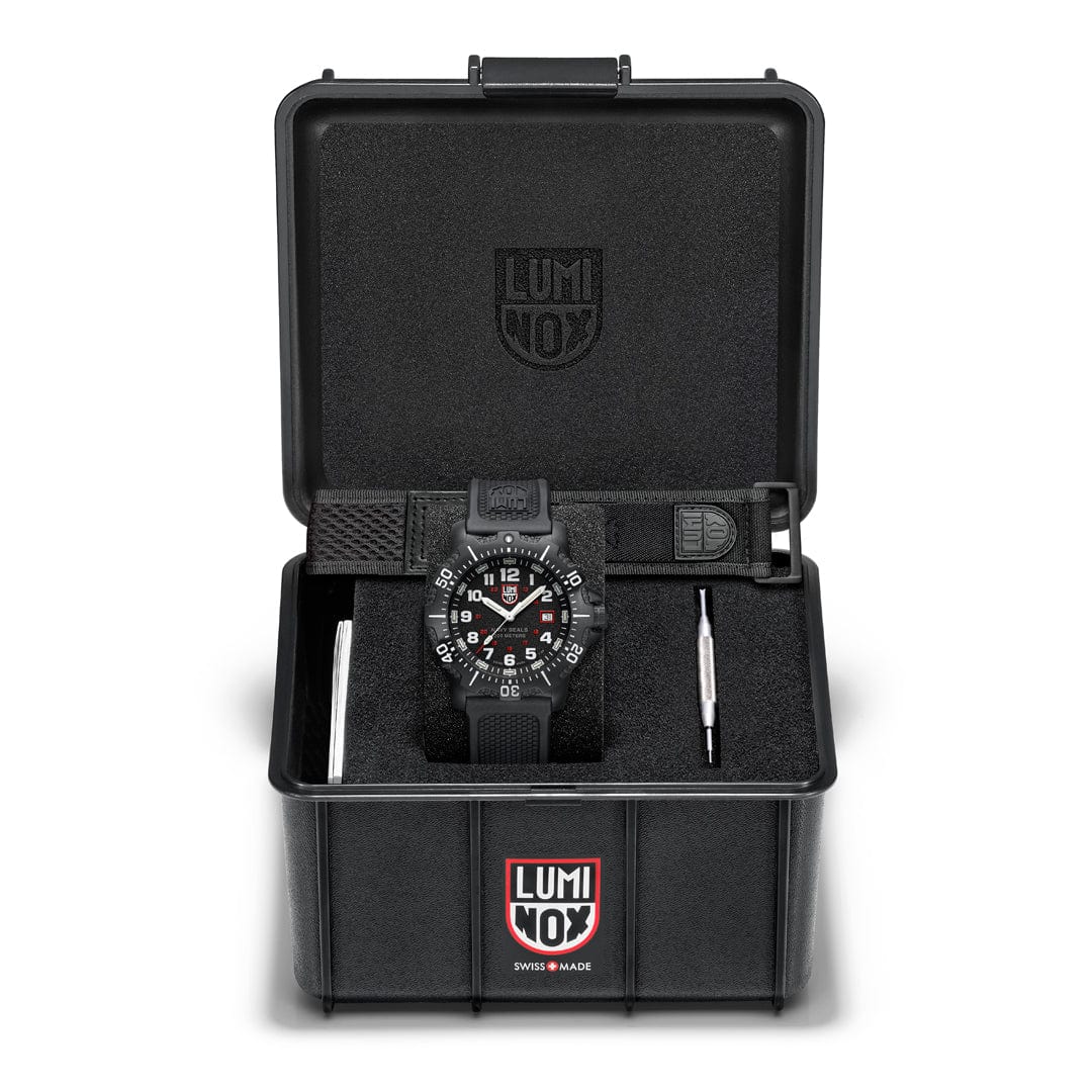 Luminox Navy SEAL 4230 Military Dive Watch, 45 mm XS.4231.SET