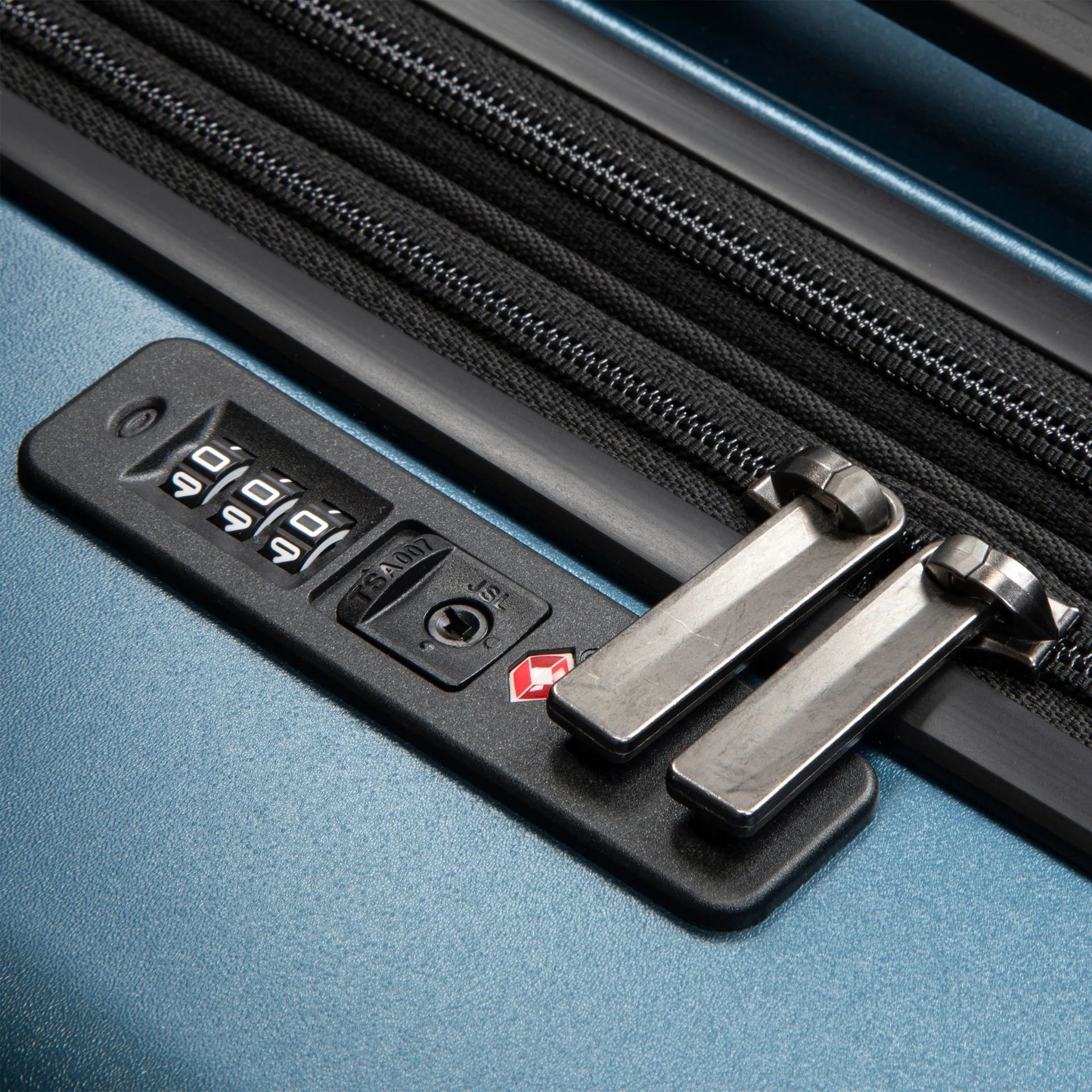 Ricardo Cambria Hardside Medium Check-In Expandable Spinner