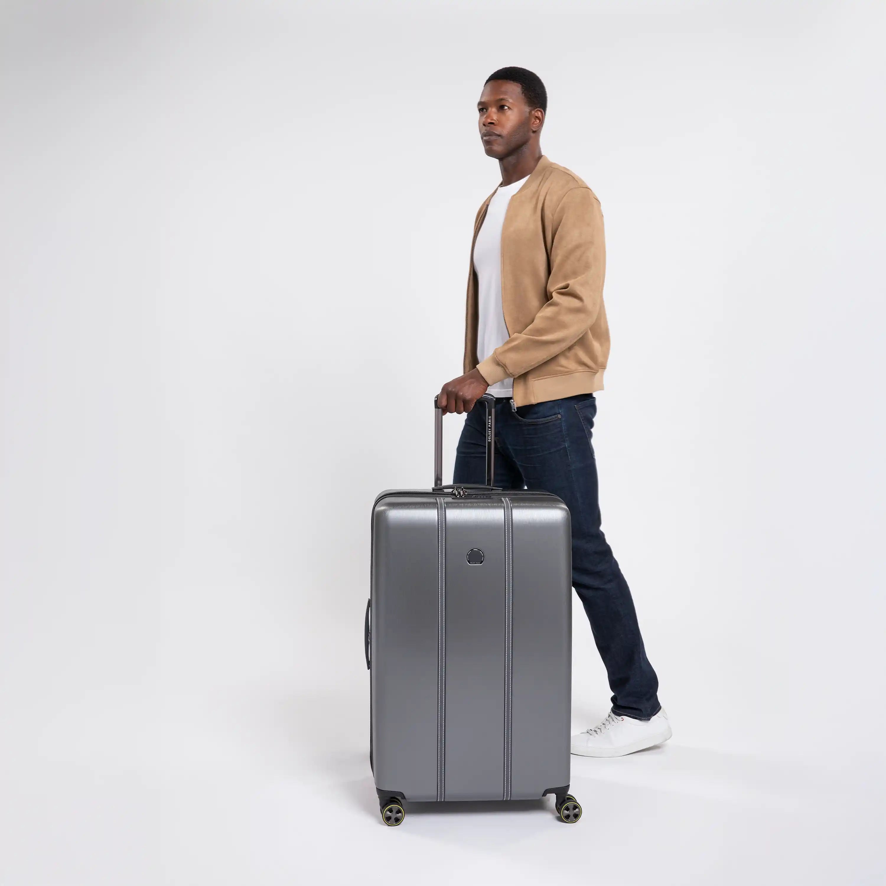 Delsey Cadence Large Expandable Spinner