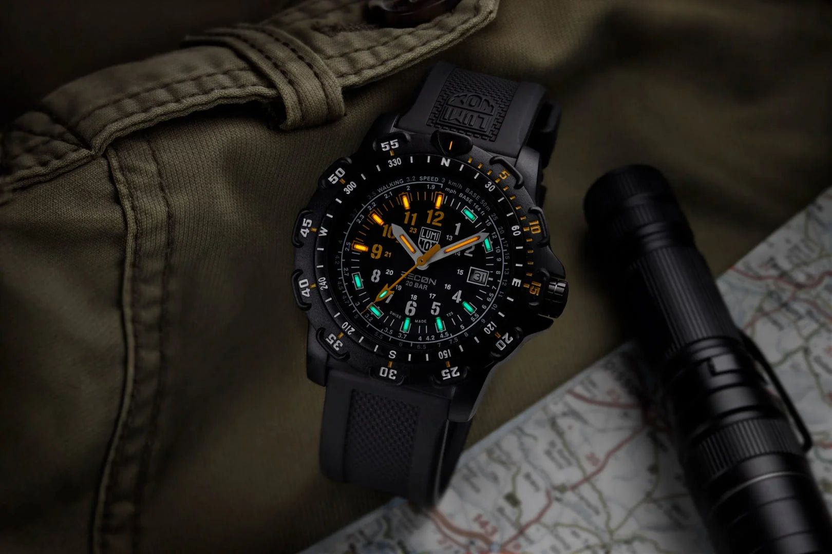 Luminox RECON Point Man 8825 Heritage Wristwatch Outdoor Watch 45 Luminox RECON Point Man 8825 Heritage Wristwatch Outdoor Watch 45