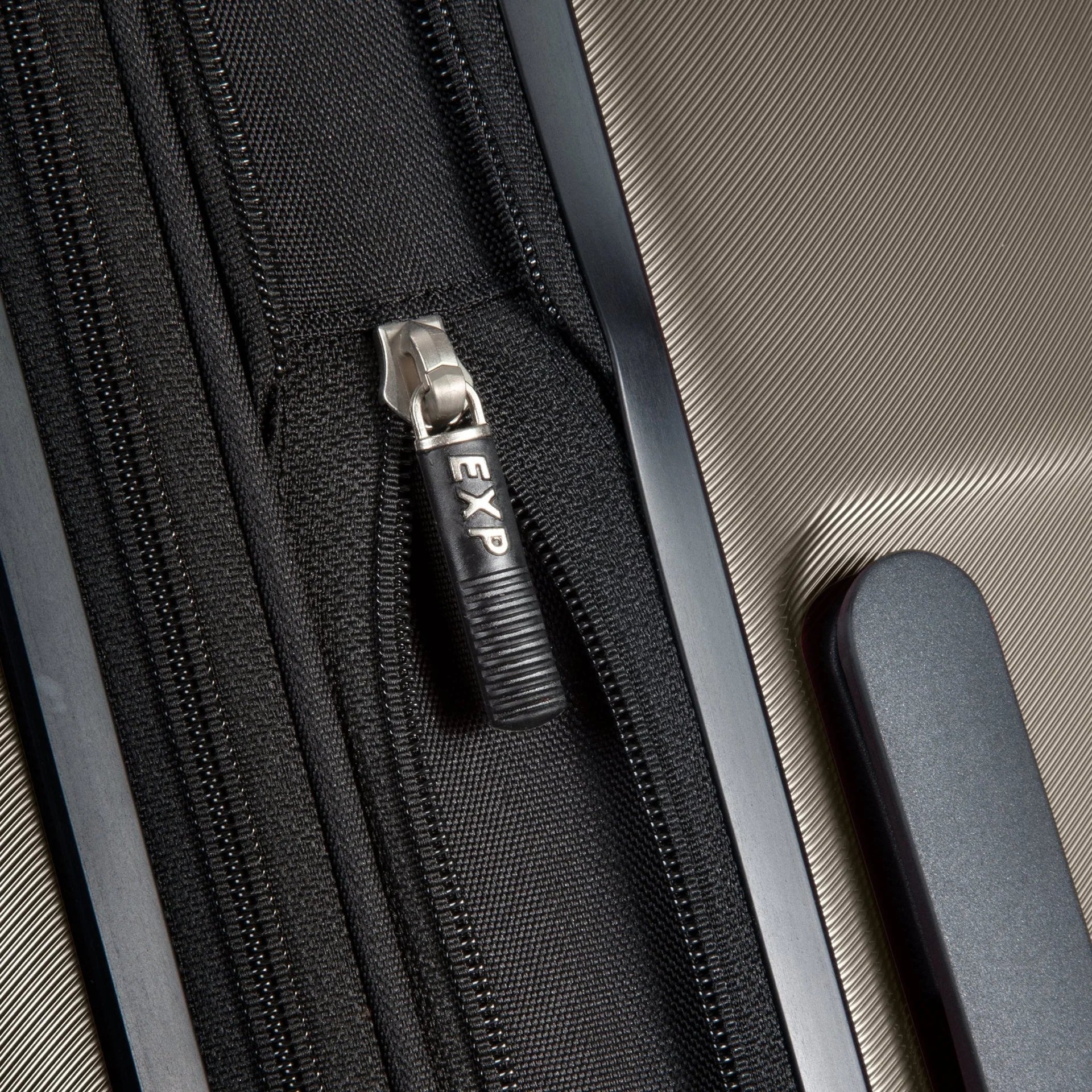 Ricardo Melrose Hardside Medium Check-In Expandable Spinner