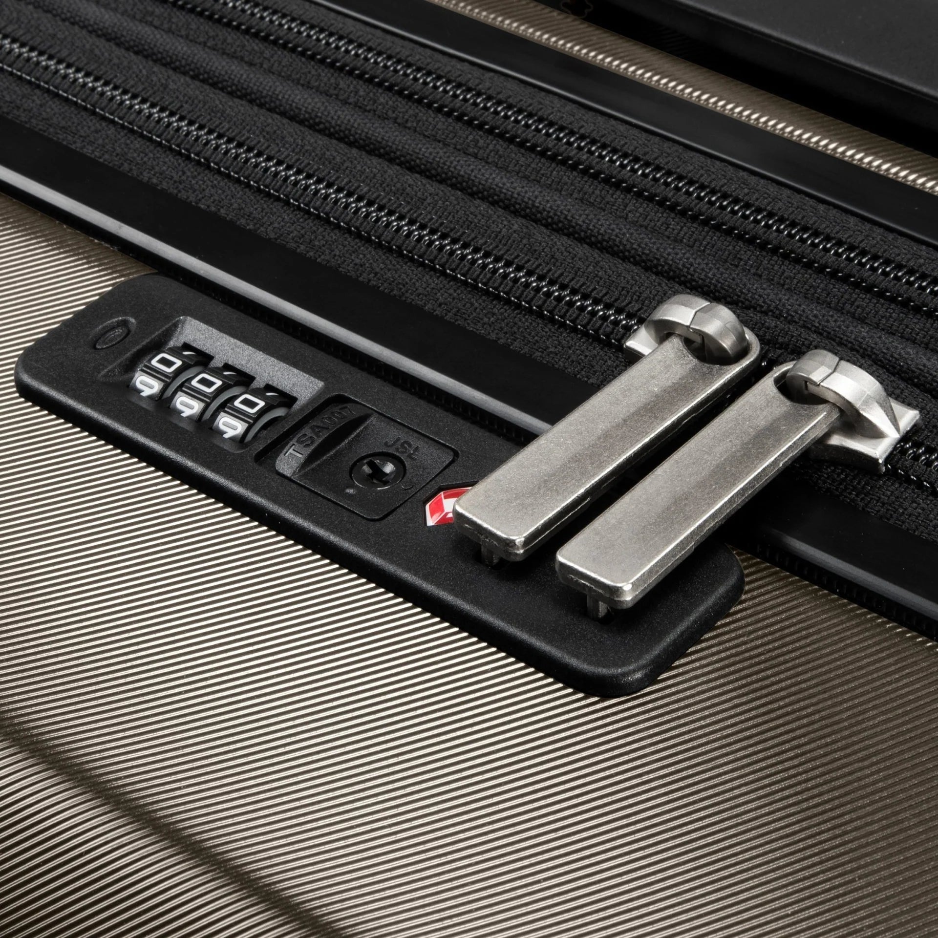 Ricardo Melrose Hardside Medium Check-In Expandable Spinner