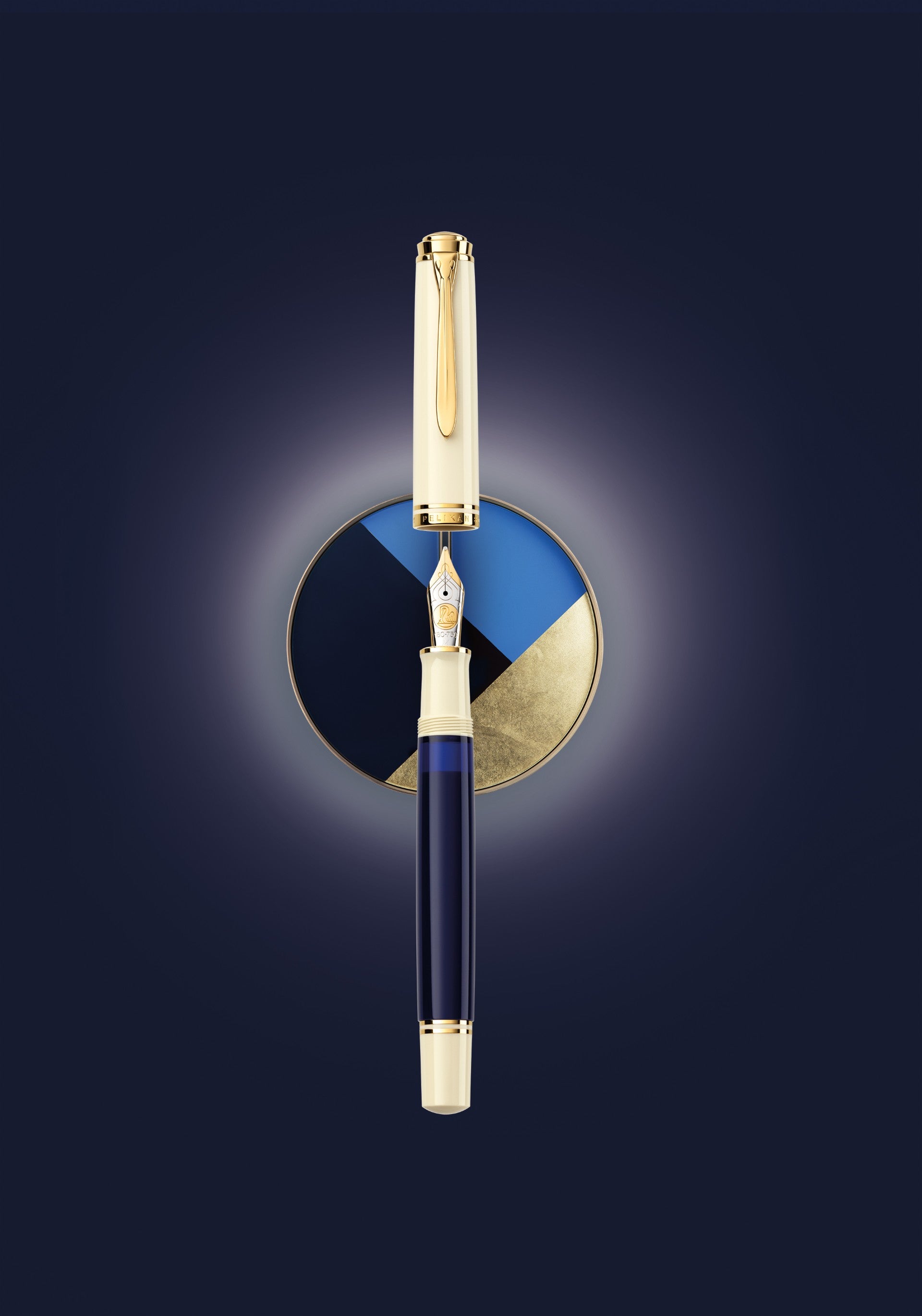 Pelikan Souveran 800 Special Edition Fountain Pen - Cream Blue