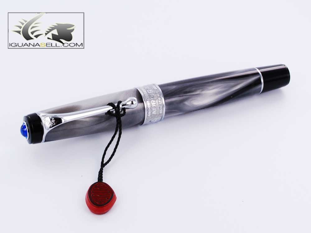 Aurora Europa Limited Edition Medium Point Fountain Pen AU-540