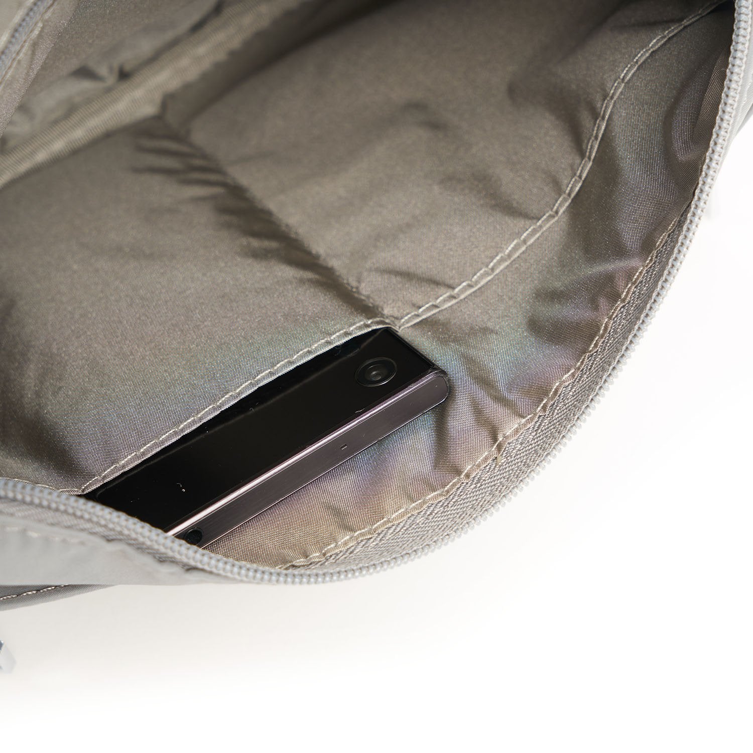 Hedgren Inner City Eye RFID Shoulder Bag