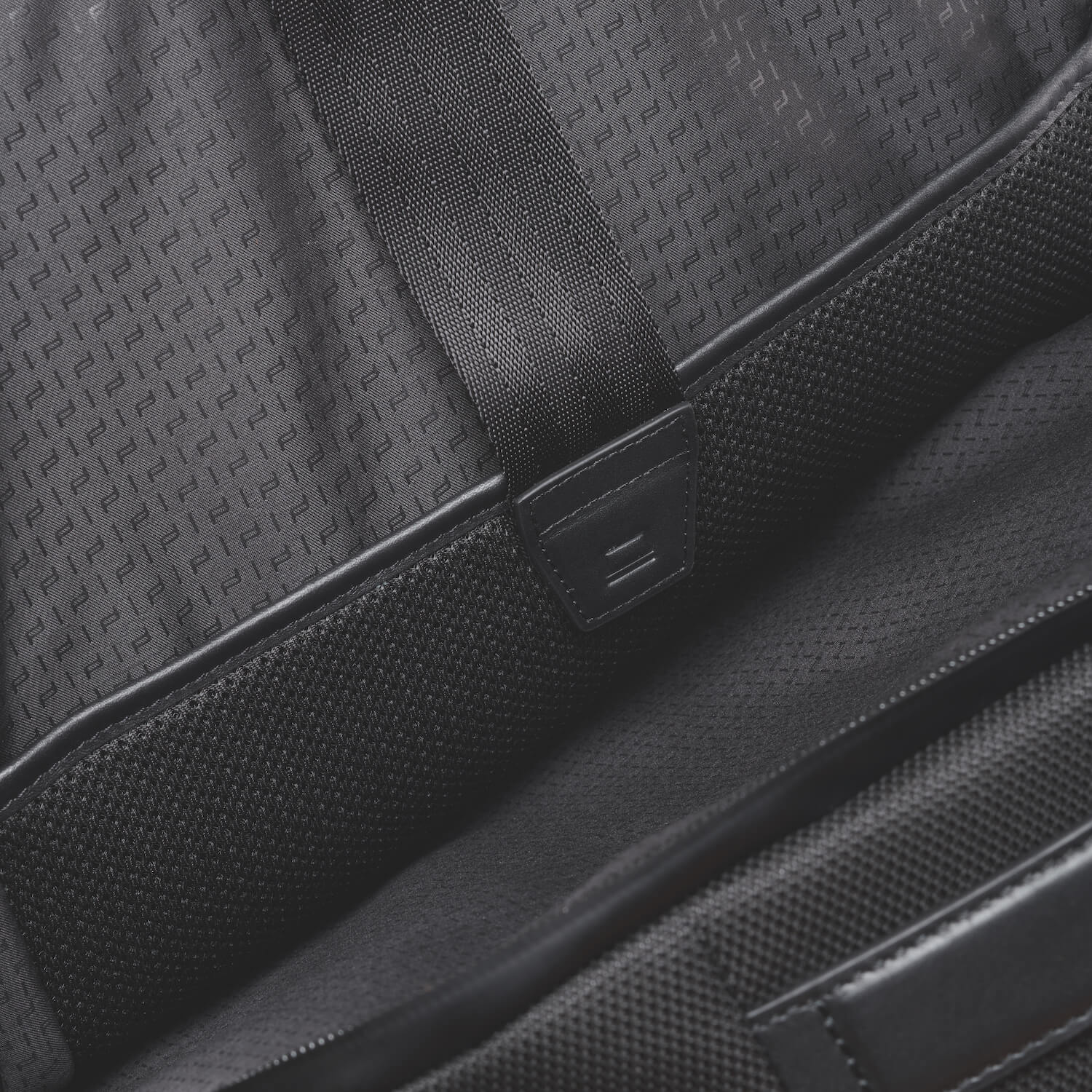 Porsche Design Shoulder Bag XS - Roadster Nylon
